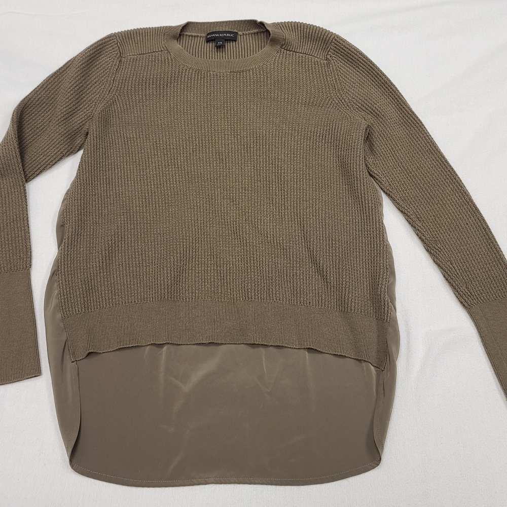 Banana Republic sweater with flowing long back